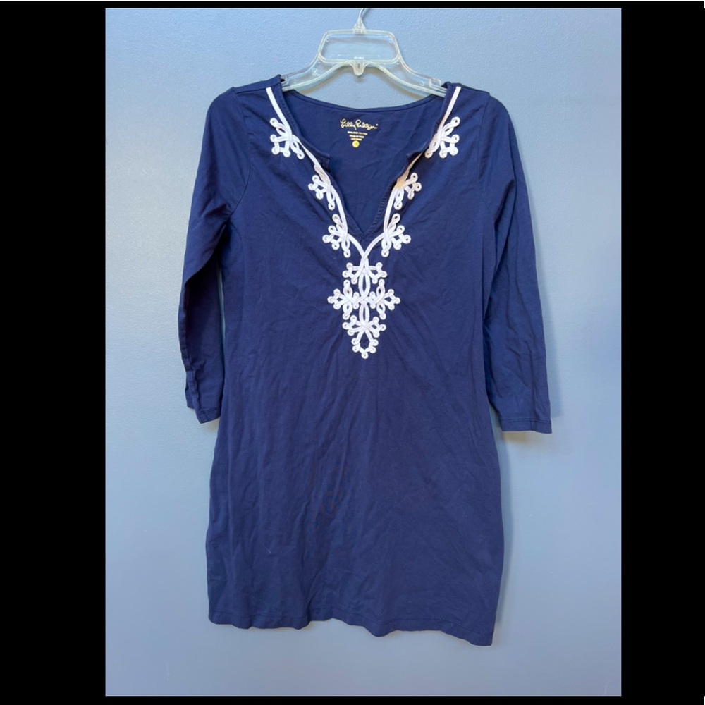 Lilly Pulitzer Navy Dress with White Embroidery size Medium